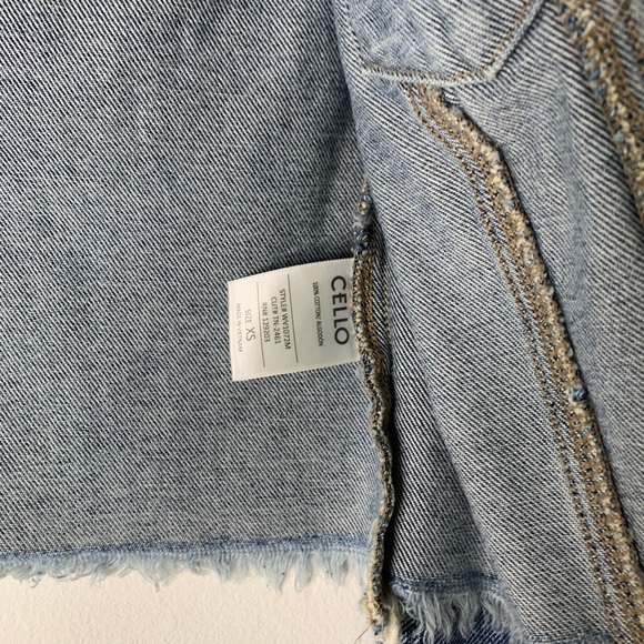 Cello Crop Jean Jacket - Picture 3 of 5